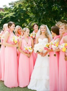 robe-rose-pastel-fleurs-jaunes-pour-votre-mariage