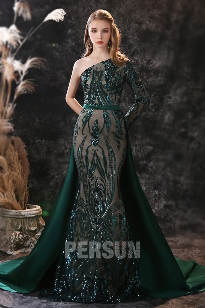 robe de soirée sirène asymétrique vert foncé manche longue en dentelle pailleté