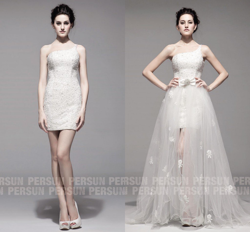 robe de mariée courte moulante asymétrique avec surjupe détachable appliquée dentelle