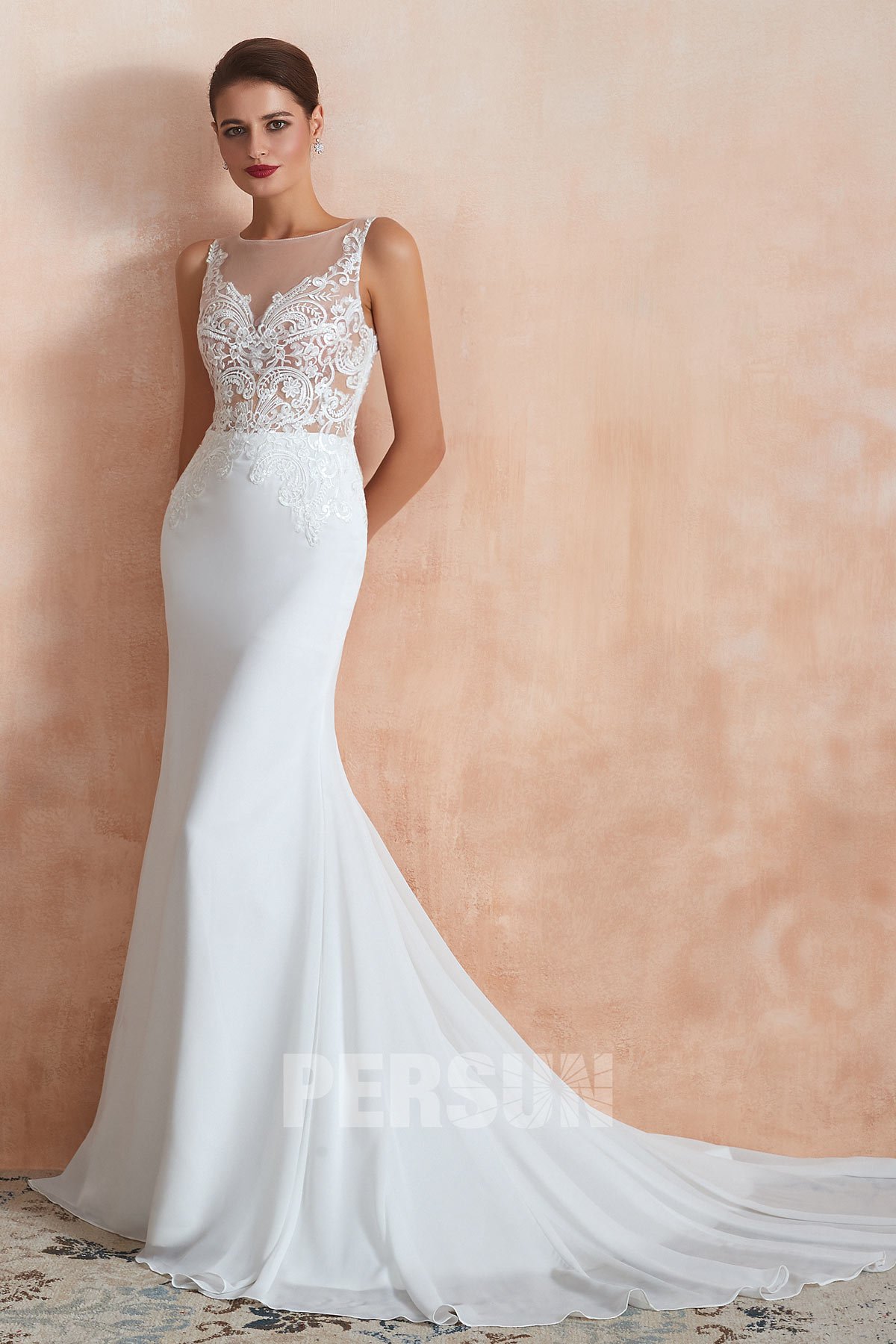 robe de mariée sirène haut en dentelle transparent avec traîne chapelle