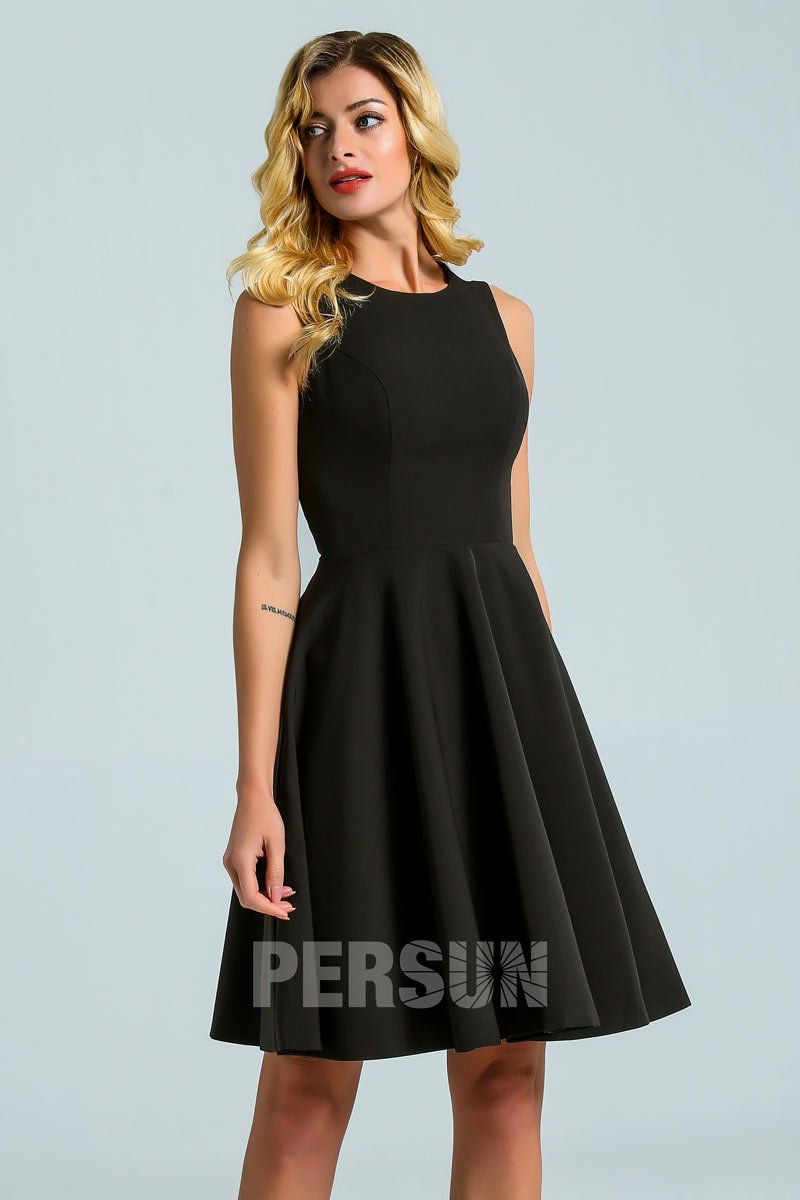 petite robe cocktail noire jersey jupe évasée