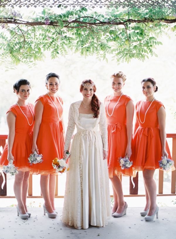 robe cérémonie courte orange simple à mancherons