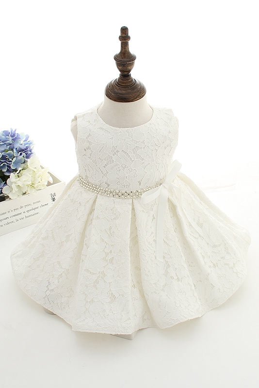 robe de fillette baptême en dentelle